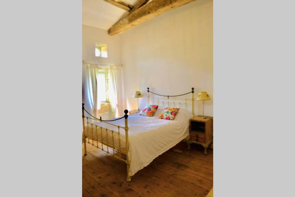 As Seen On A New Life In The Sun - Beautiful 3 Bedroom Cottage With Shared Pool Montboyer 外观 照片