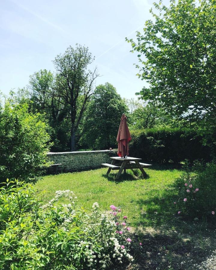 As Seen On A New Life In The Sun - Beautiful 3 Bedroom Cottage With Shared Pool Montboyer 外观 照片